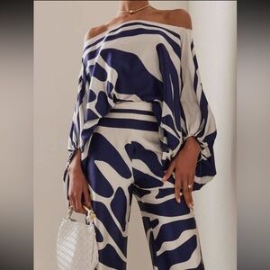 Stylish Blue and White Two Piece Pantsuit